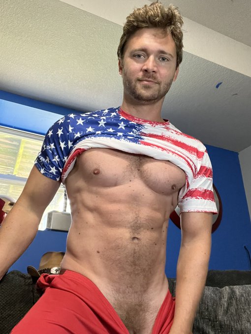 Online now to celebrate 16 year camiversary 🎉some wonderful times over the years and thank you everyone<a href="/tag/sexysaturxay"class="tags"><span>#sexysaturxay</span></a>