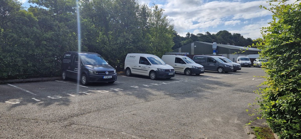 Must be near holiday time, all the Caddys are back in the yard for once.<a href="/BUILDCERT2/">BUILDCERT</a>.  #buildersholidays <a href="/seai/">Sandra Erosa</a> <a href="/CIF_Ireland/">Construction Industry Federation (CIF)</a> <a href="/h2hretrofit/">House2Home</a> <a href="/EnergiaEnergy/">Energia Energy</a> @super_homesIrl <a href="/energlaze/">Energlaze Home Energy Upgrades</a>