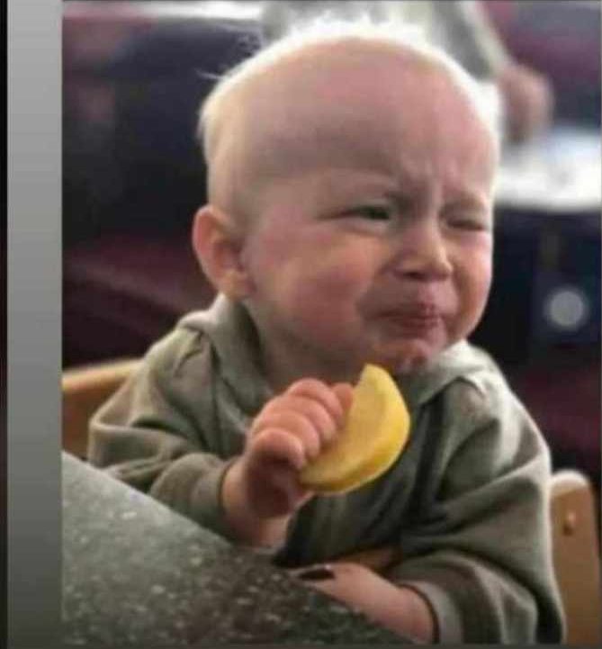 PrincelyCash's tweet photo. Me finding out why #WhatsApp
Is Trending in Twitter
#WhatsAppIsDown https://t.co/1JftT66nh2