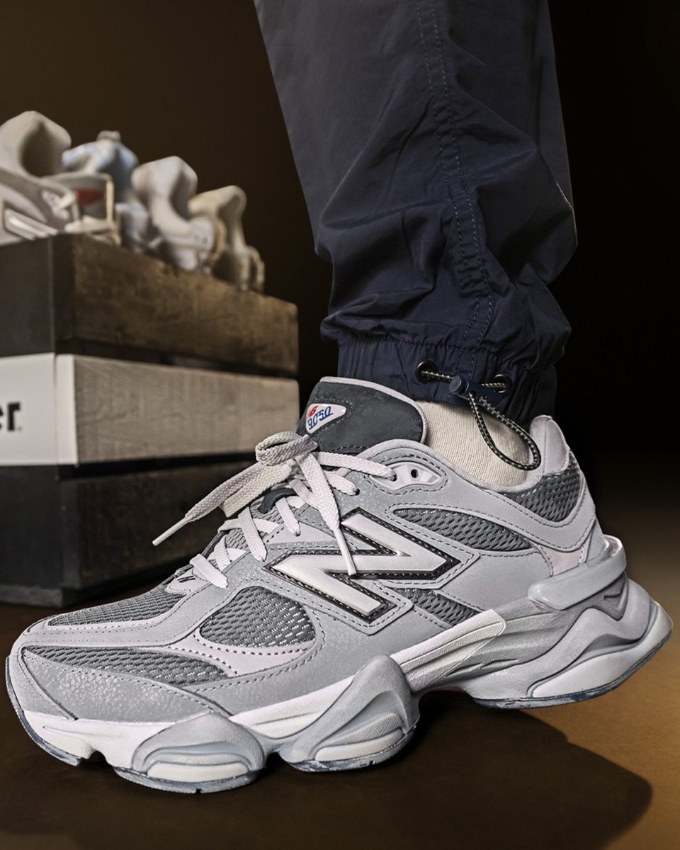 Foot Locker Women tweet media