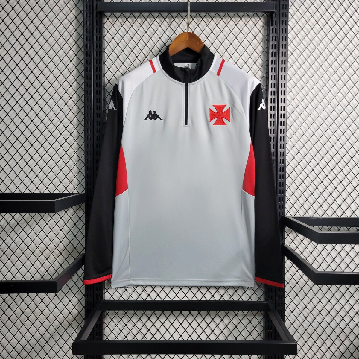 pl_imports's tweet photo. JAQUETA DE TREINO VASCO DA GAMA, DISPONÍVEL POR ENCOMENDA EM NOSSA LOJA! ✅🚀 https://t.co/FUMIx8O19A