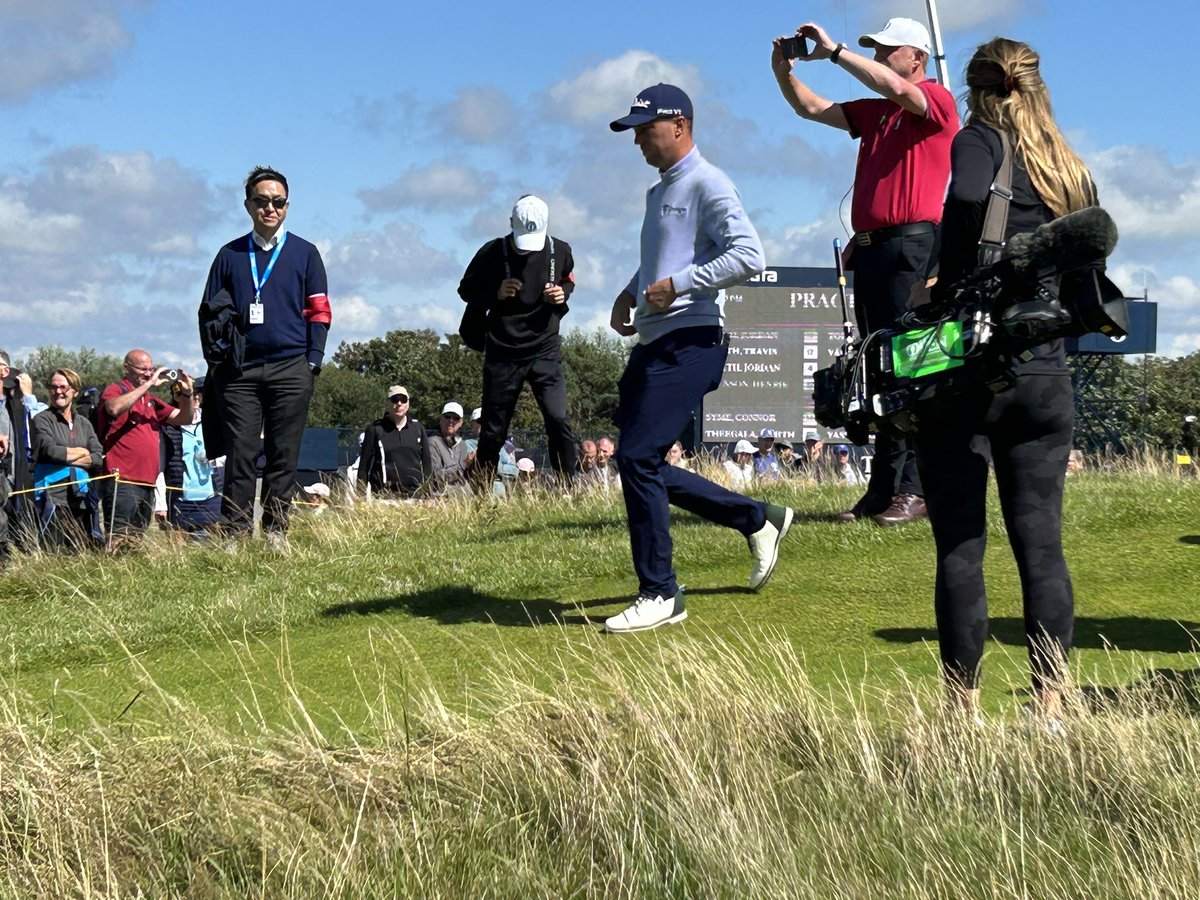 RichardJHoare's tweet photo. @topfamilylawyer @TheOpen @RLGCHoylake We appear to be following each other to major sporting events Nigel! Great day today. Looking forward to the tournament starting in earnest tomorrow https://t.co/JIjl1fG0oo