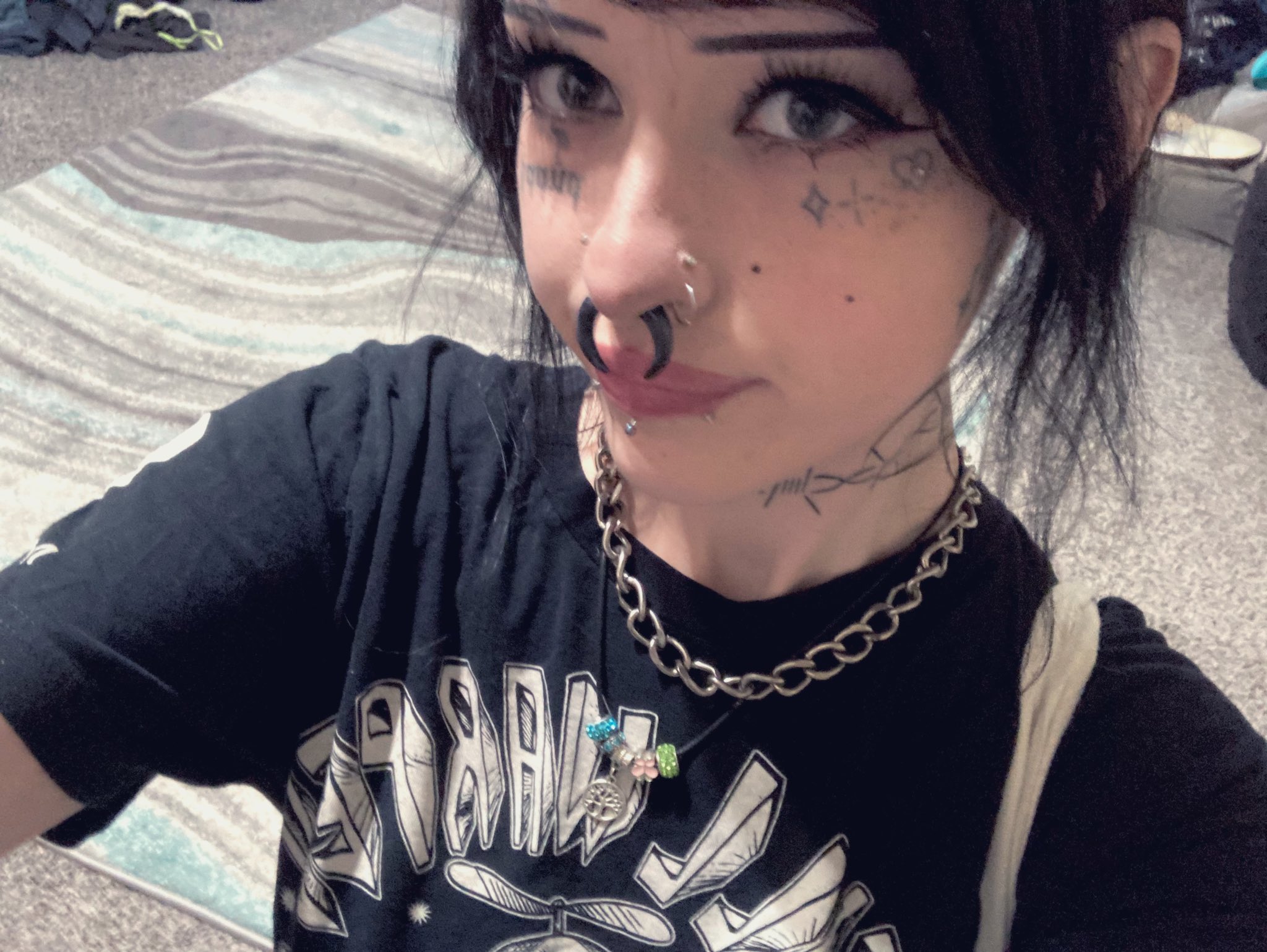 levi on Twitter: "who wants to play a game https://t.co/lw41G7llkw