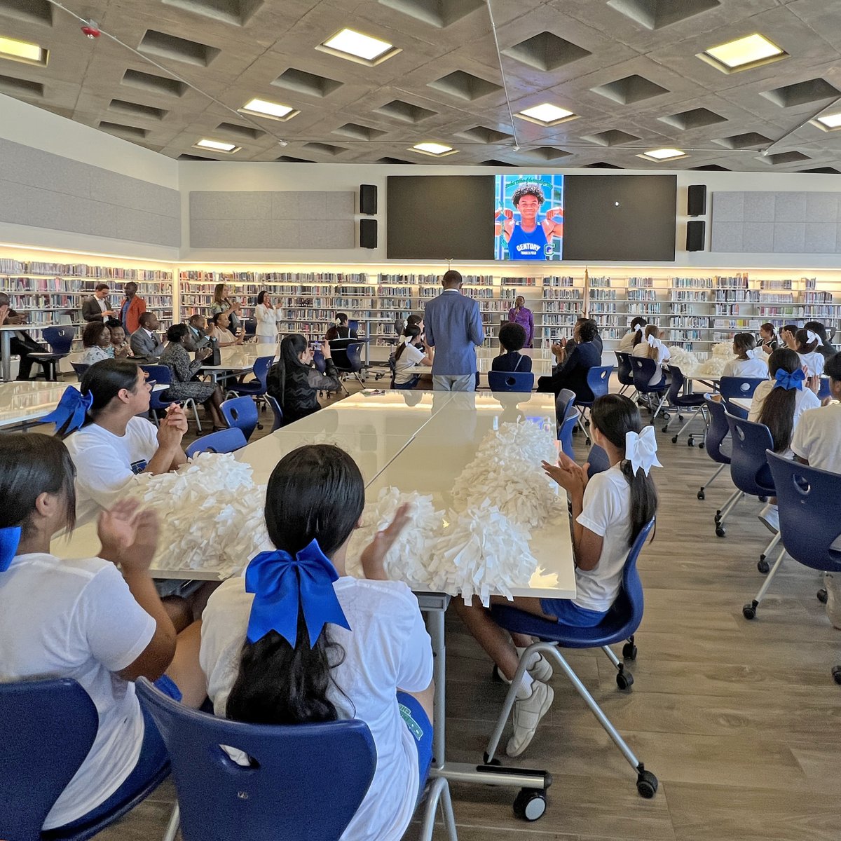 #SAUSD was honored to host Her Excellency Rachel Ruto, First Lady of Kenya, at SAUSD and Century HS. Her interest in our special education services promotes global dialogue &amp; inclusive education. Inspiring exchange benefits all. #GlobalEducationPartnership 🇰🇪🤝🇺🇸🏫
