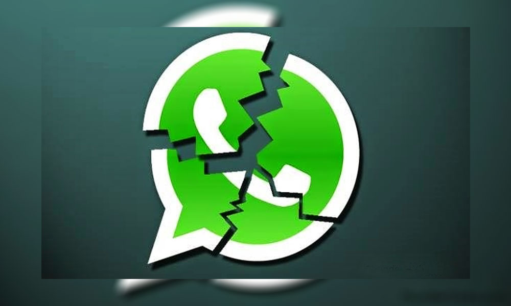 LoWhatsapp's tweet photo. WhatsApp está caído: ¿Qué hacer y cómo afecta esto a tu servicio de mensajería? https://t.co/Q7AwGS02Or
#WhatsApp #whatsappdown https://t.co/W8Ubez4xu3