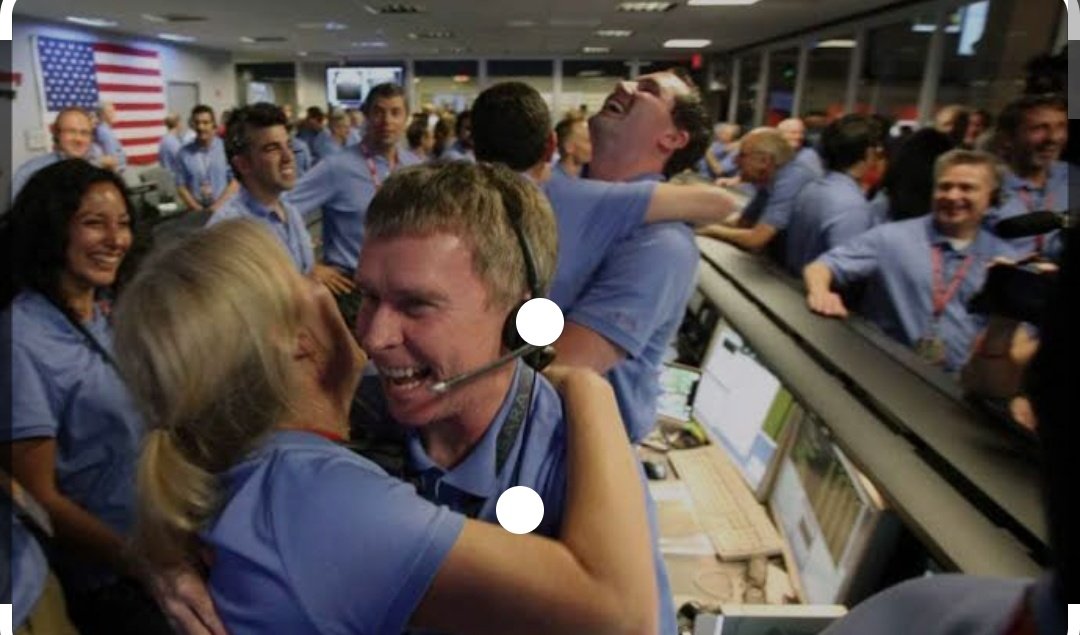 MuneneODG's tweet photo. Elon Musk at Twitter headquarters celebrating after successfully hacking whatsApp. 😂 https://t.co/X0Tfgc89mh