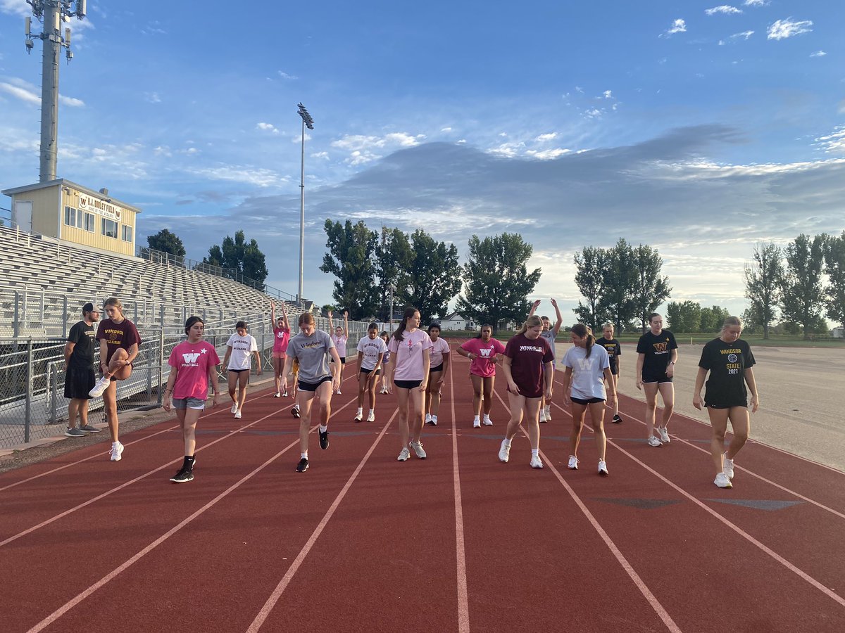 Wizardvball's tweet photo. The girls are getting geared up for the UNC Bears volleyball team camp this weekend! #havefunplayhard #summer2023 #wizardpride https://t.co/PP65TxuOYk