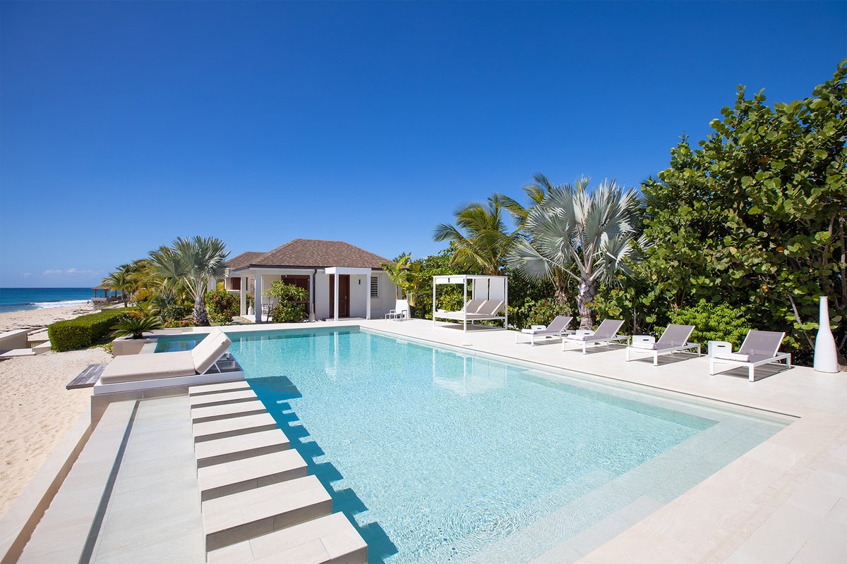 SXMSIR's tweet photo. Escape to the ultimate Caribbean paradise at Turtle Nest villa in Terres Basses, St. Martin! Boasting stunning panoramic views of Baie Longue beach and luxurious 4 bedrooms, this is the perfect place for a serene getaway! #StMartin #TurtleNest #Sxm https://t.co/7t5zi3Lb7f https://t.co/SK2M08KKYU