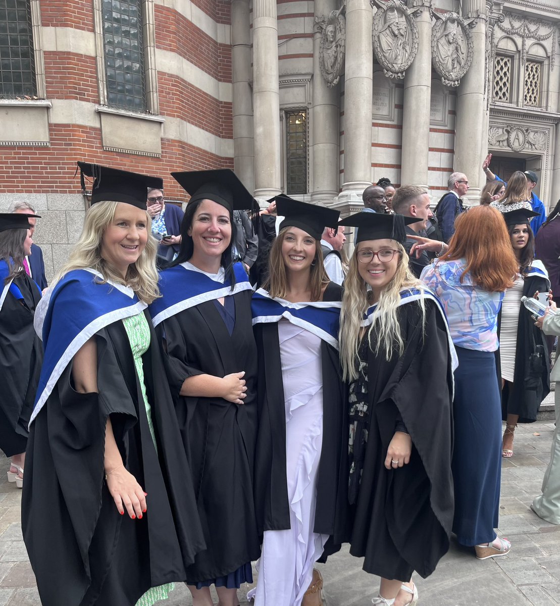 JustMeBecky21's tweet photo. We did it 👩🏻‍🎓🎉 @YourStMarys Class of 2023. Still can’t quite believe I made it 🙏 #graduation #WestminsterCathedral @TeachStMarys https://t.co/eLCsgvukET