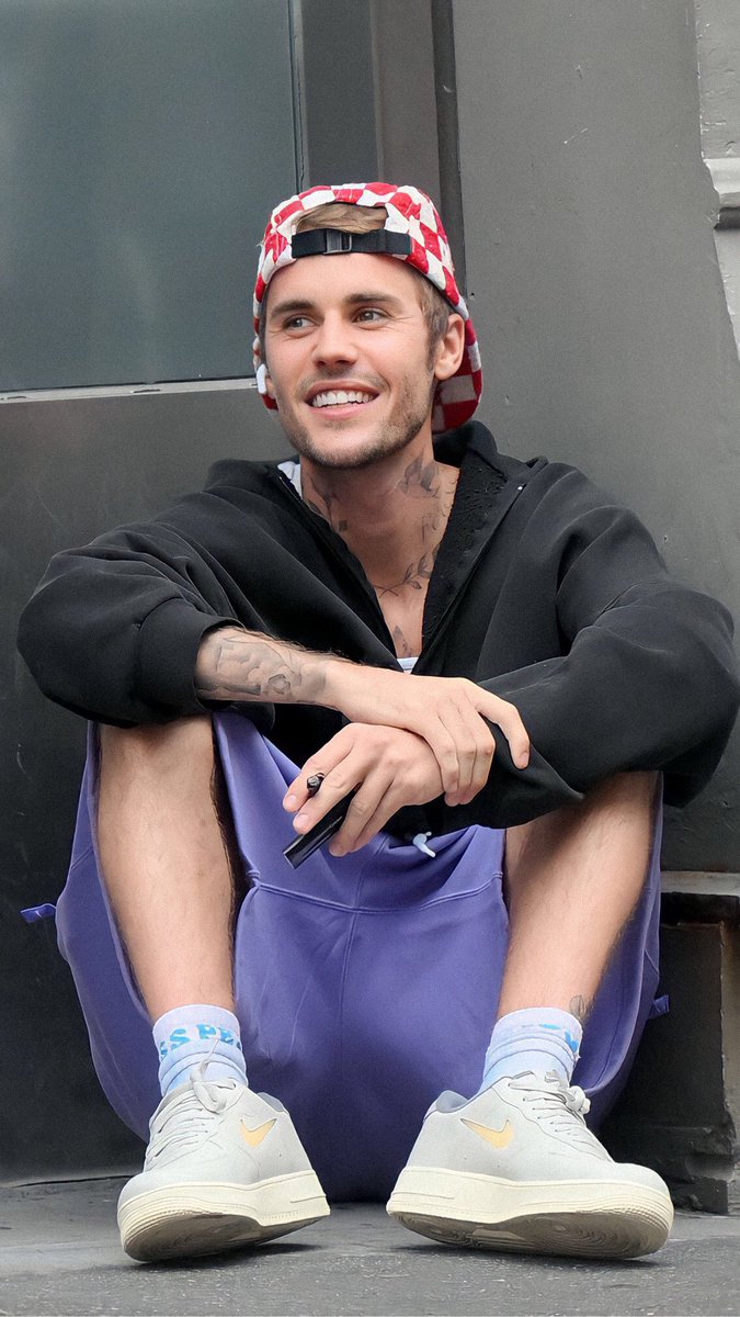postsjustin's tweet photo. my only one. https://t.co/pNdWqO4MD3