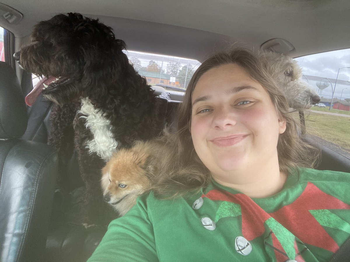 karatfiolek's tweet photo. @AlaneAdamsBooks This was approximately 5 seconds before all three dogs tried to jump in the front seat with me. Please help this teacher who has moved three classrooms and three years! My list is registered and ready to be shopped!

https://t.co/zch0sW1wdZ https://t.co/fIYSGcrWjE