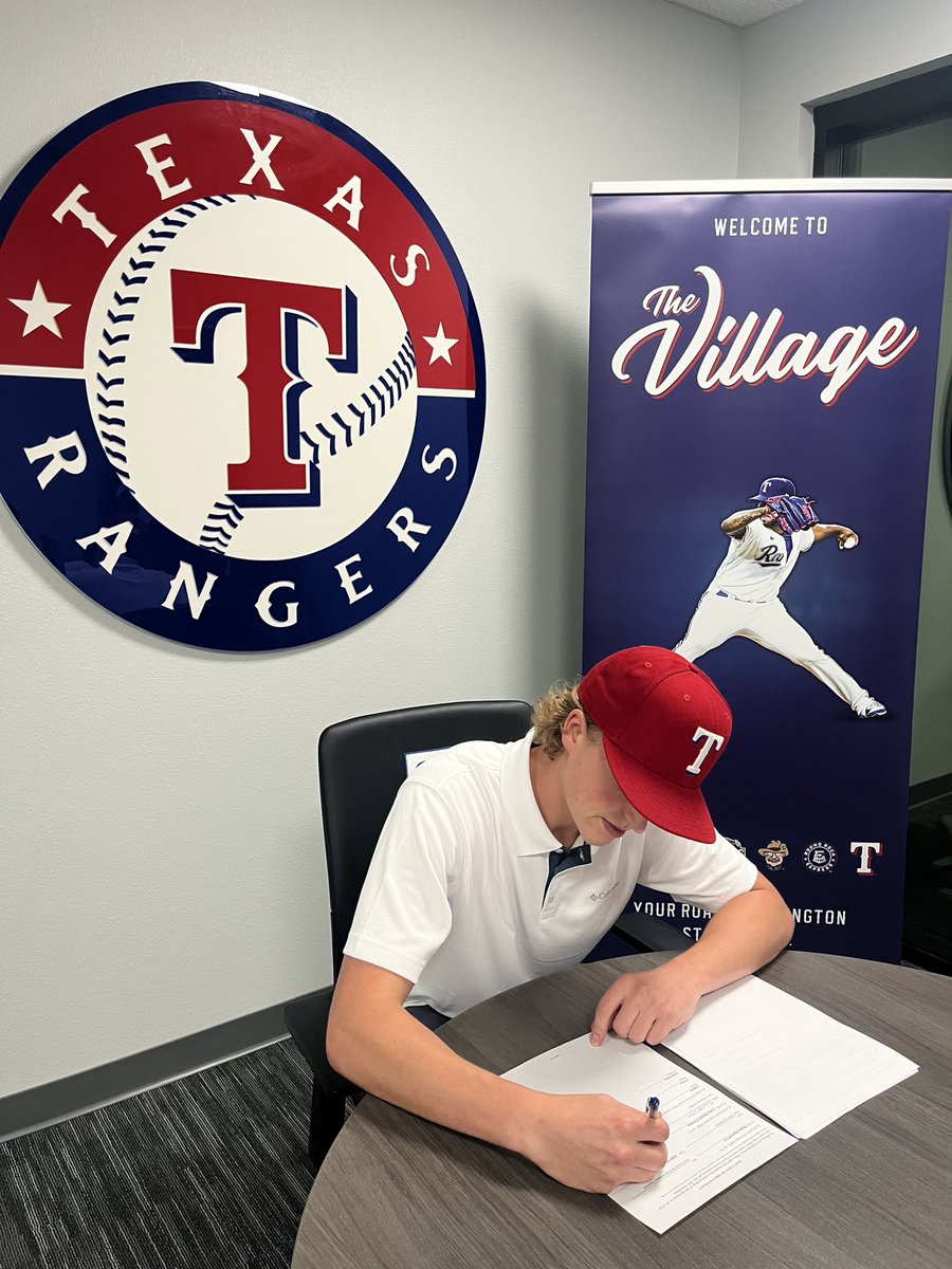 A dream come true, beyond excited for the future! #StraightUpTX