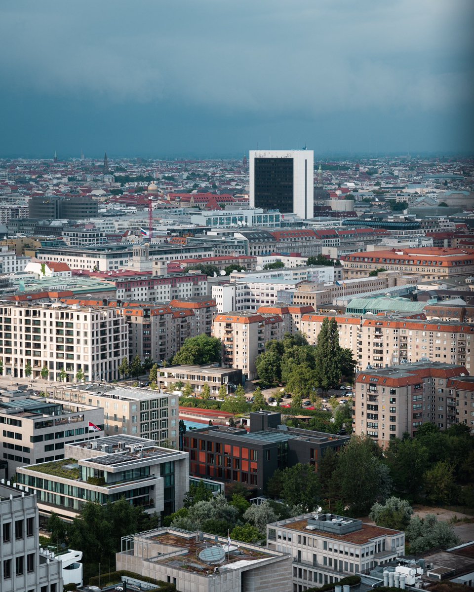 PhilipAchenbac1's tweet photo. Unveiling Berlin's charms from up high! 📸 Getting lost in the details and finding endless inspiration.

#architecture #photography #art #panorama #berlin https://t.co/soAaDPEv5J