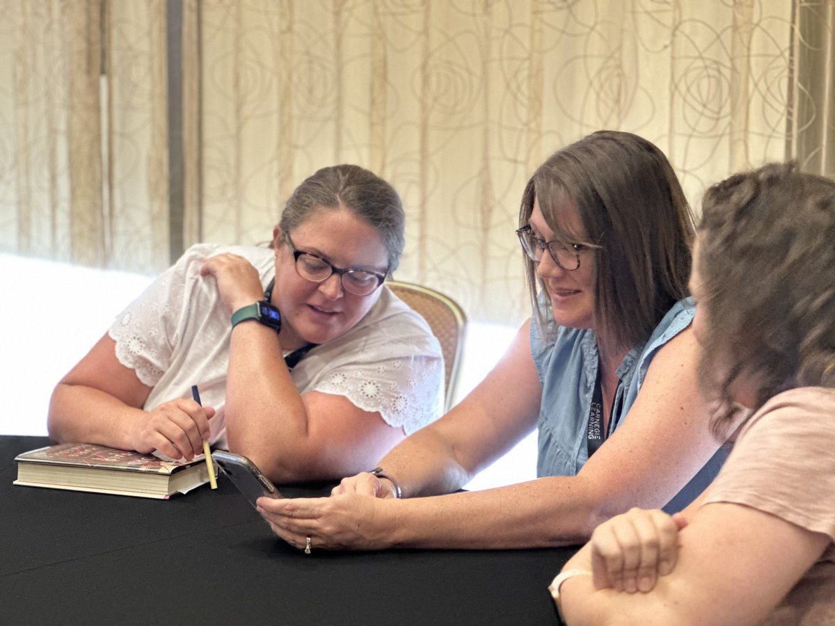 carnegielearn's tweet image. 📄 Afternoon workshop session agenda for #LitForAll Day 3:

✔️ Explore new methods to engage students
✔️ Build our teaching toolboxes
✔️ Be inspired

#TNI2023