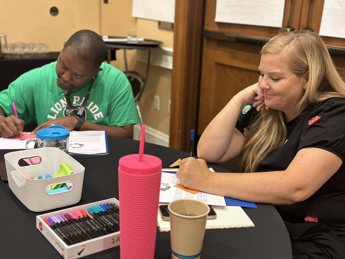 carnegielearn's tweet image. 📄 Afternoon workshop session agenda for #LitForAll Day 3:

✔️ Explore new methods to engage students
✔️ Build our teaching toolboxes
✔️ Be inspired

#TNI2023