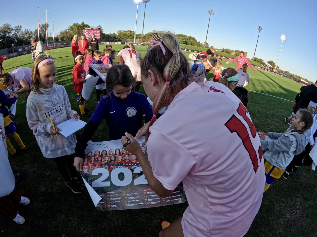 🚨 Calling all youth teams interested in an on field game day experience with Rutgers Women’s Soccer 🚨

docs.google.com/forms/d/e/1FAI…

#ForeverRutgers #WeNeverStop