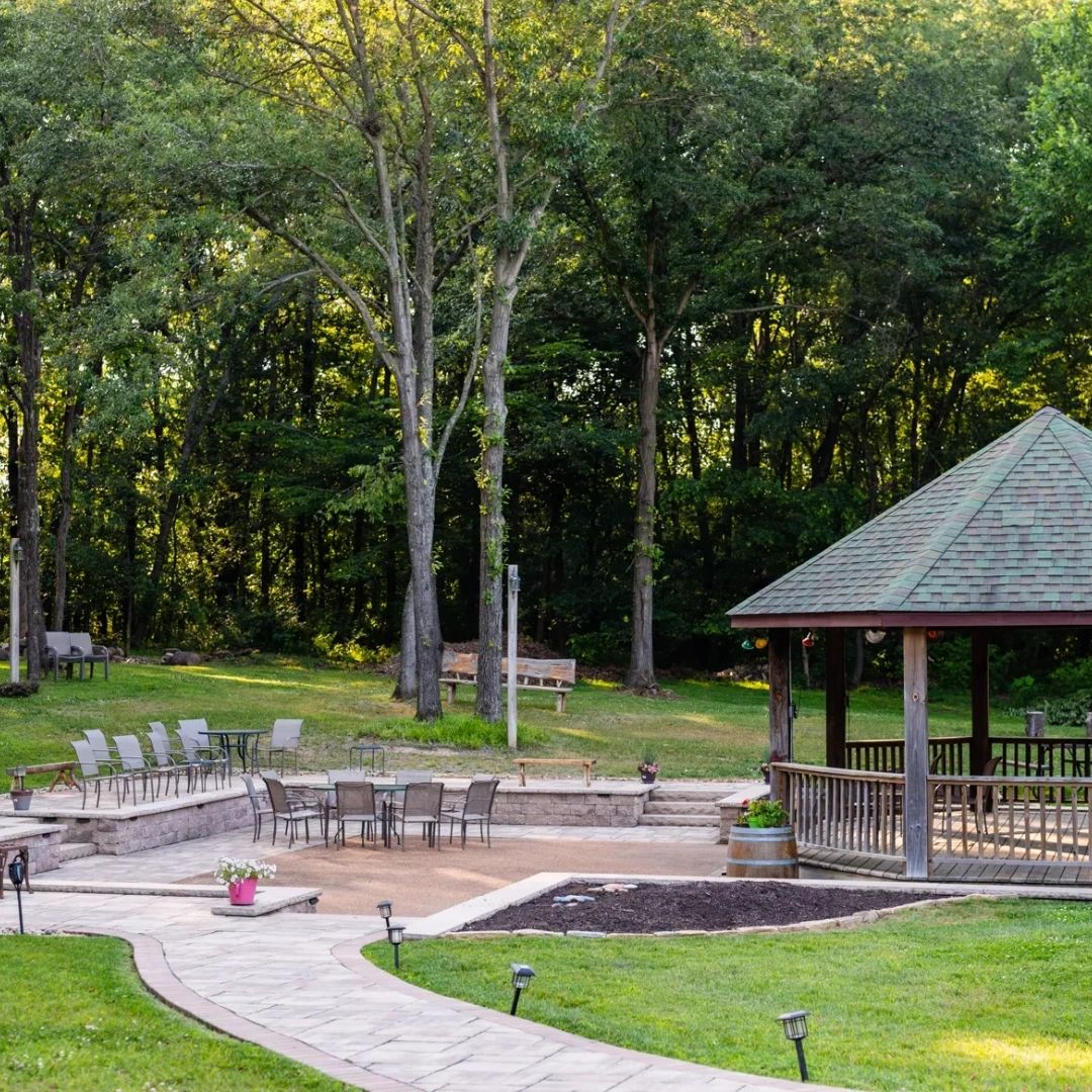 PHWinery's tweet photo. Once we pour you a delicious glass of wine, don't hesitate to go and explore our beautiful outdoor space. It'll make every sip you take that much better. https://t.co/AcBeLYhj8R