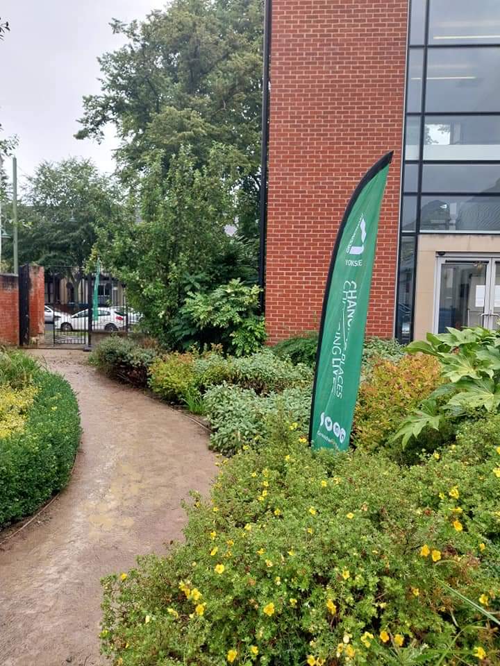 #westernlibrary looking fantastic after all the volunteers hard work @centricaplc @hull_libraries @GroundworkYorks @groundworkuk #csrday #collectiveaction