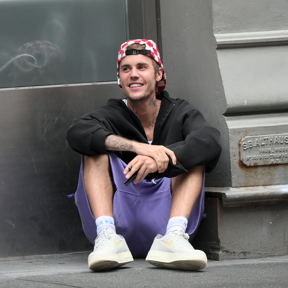 biebzztinn's tweet photo. he smile❤️‍🩹❤️‍🩹 https://t.co/q30lUeWKxp