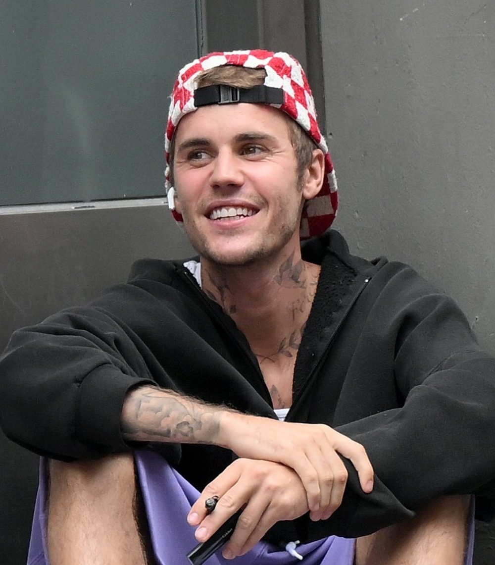 biebzztinn's tweet photo. he smile❤️‍🩹❤️‍🩹 https://t.co/q30lUeWKxp