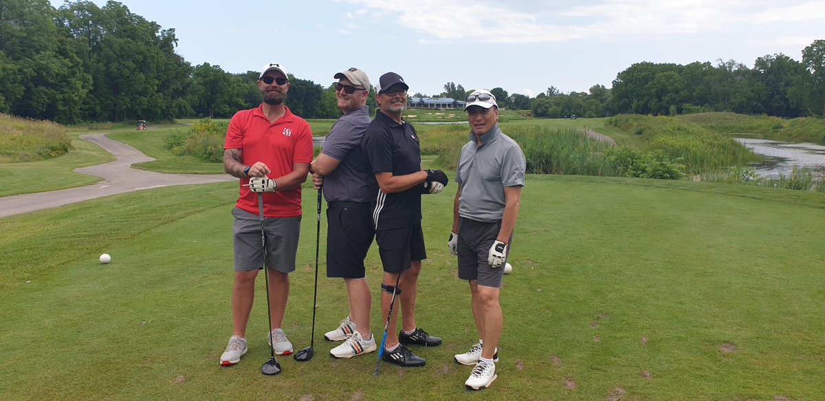 ERISInformation's tweet photo. 🇨🇦 #ERIS blue and green proud at the #ONEIA golf tournament today. Thank you to everyone that stopped by hole 18 for a quick chat and fun photo.
#ERISInformation #environmentalprofessionals @cbelllenoury @BFordERIS @ONEIAnetwork @RWDI_Consulting @MilestoneDaresU https://t.co/WPFoVbhGFV