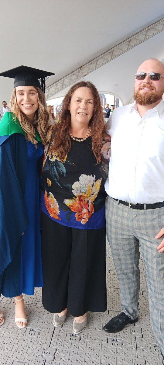 Andrew Orchard 💙 tweet media