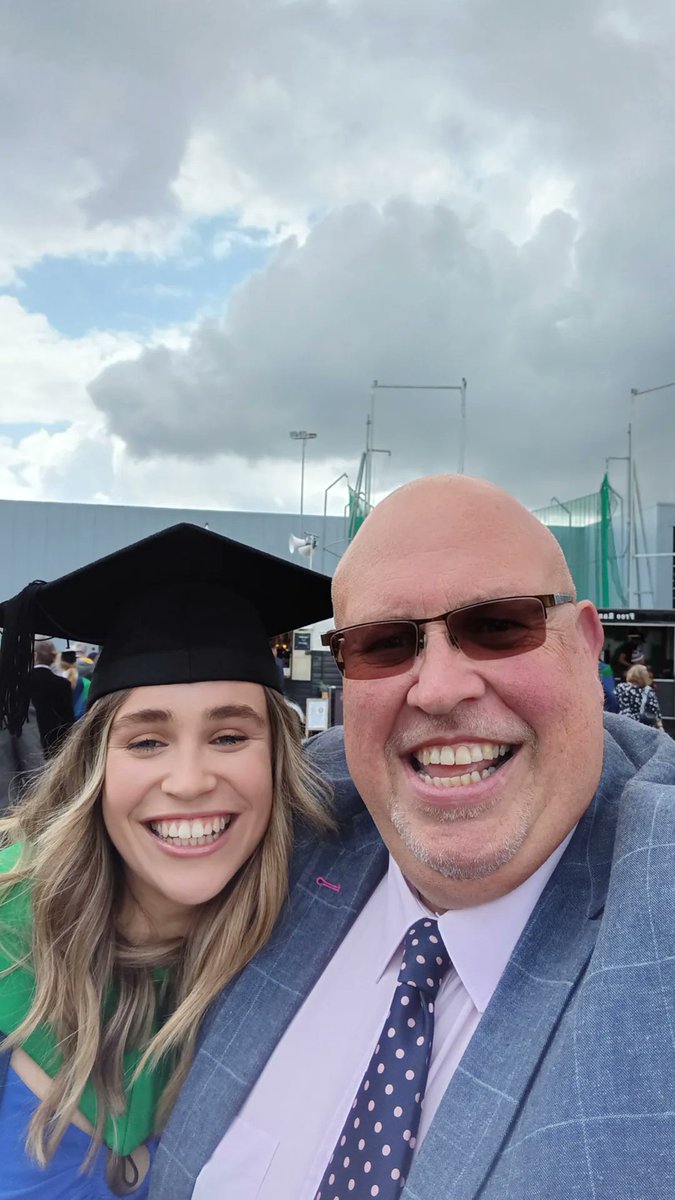 Andrew Orchard 💙 tweet media