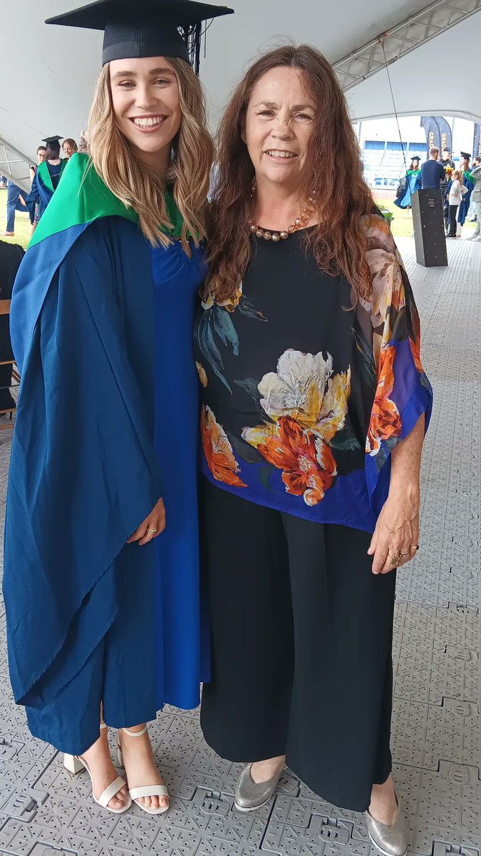 Andrew Orchard 💙 tweet media