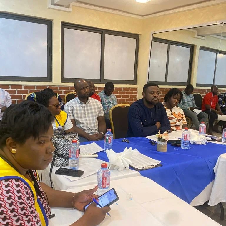 tema_greenwich's tweet photo. What's the best part of our meetings? 😃
Some say the code of ethics recital. Others say the Tail-twister's time... We want to hear yours 😉😊
Check out pictures of our most recent business meeting. We serve
#WeServe #temagreenwichlionsclub #Lions #KindnessMatters #VisionUp https://t.co/YDEB1GmHhU