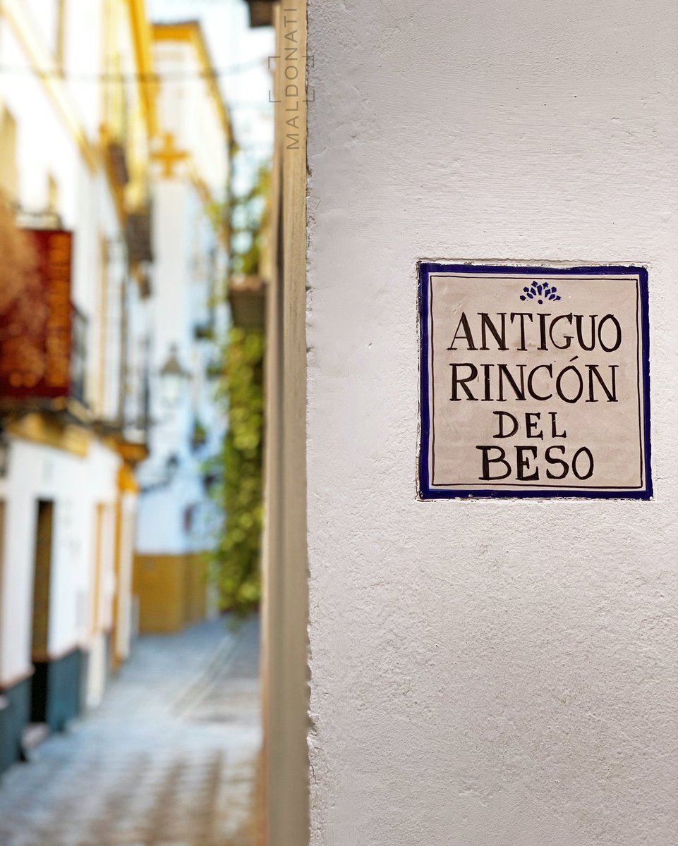 Baytarms's tweet photo. quedamos para callejear por sevilla y ver rincones nuevos? 

enviar https://t.co/5PQk2xD6IX