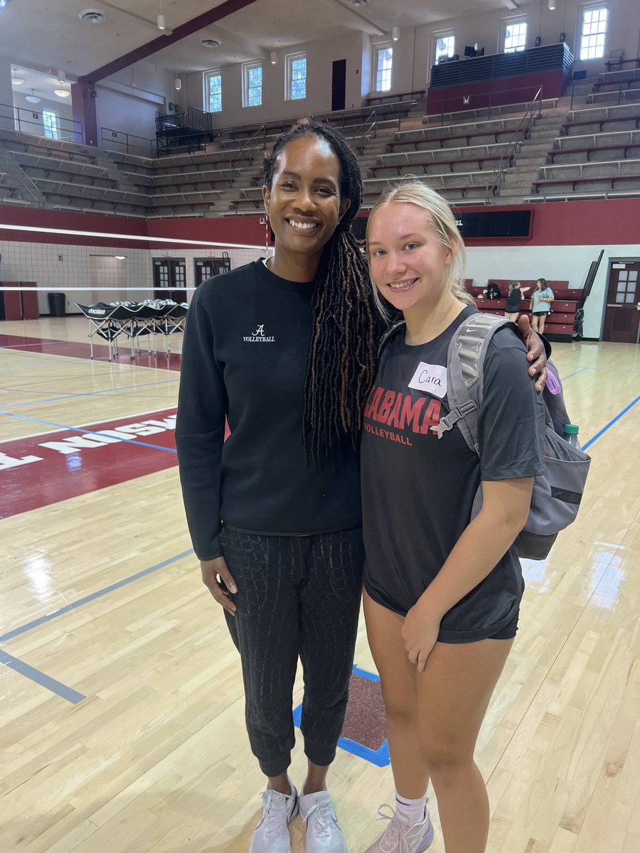 Thank you <a href="/Coachrjreed/">Rashinda Reed</a> for the amazing camp at Bama!! I learned so much and had A LOT of fun! #RollTide