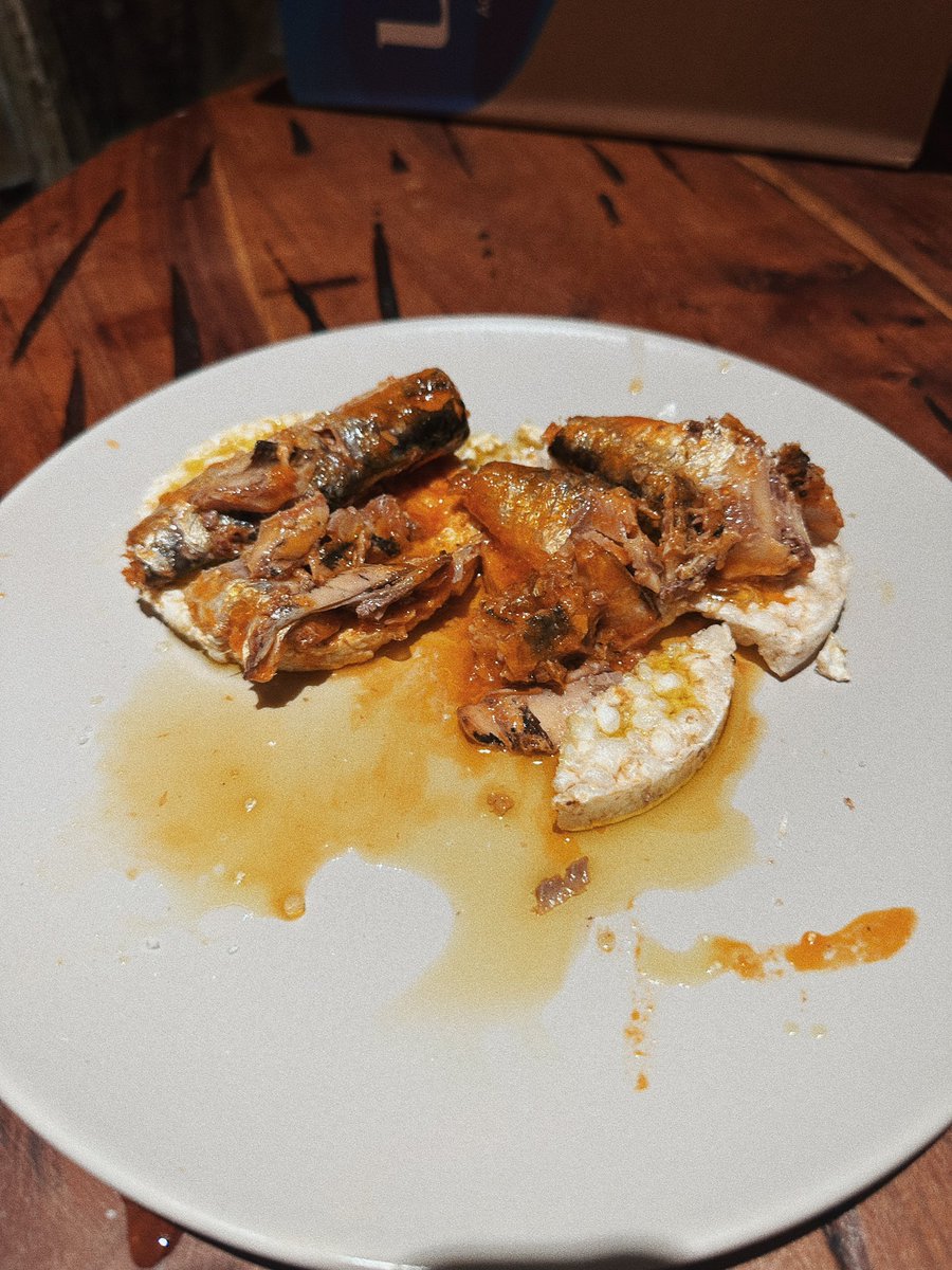 🌞 Sol Brah 🌞 on Twitter "3 tins tomato sardines on rice cakes Not pretty a good simple clean