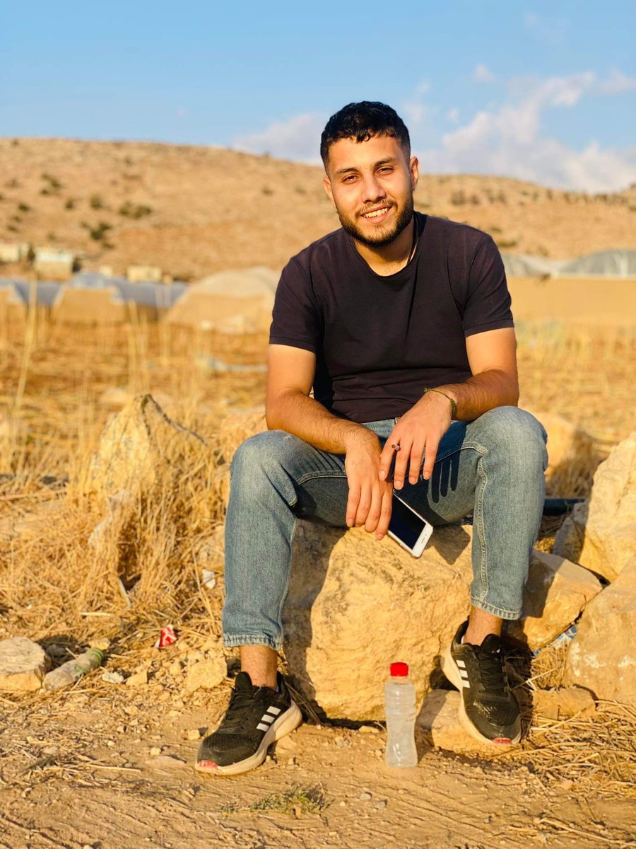 aboalkhatib98's tweet photo. كمان 6 اشهر اداري يا صاحبي 
بتهون يا يوس @yousefdaraghme6 
محكمه الاحتلال الغير شرعية تجدد الاعتقال الاداري للحبيب يوسف ل 6 شهور اخرى https://t.co/yVygYkW3ch