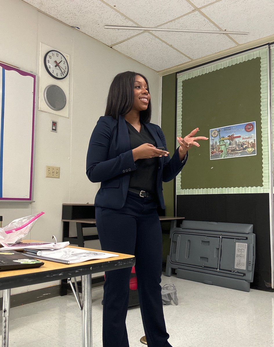 Steph Mentore tweet media