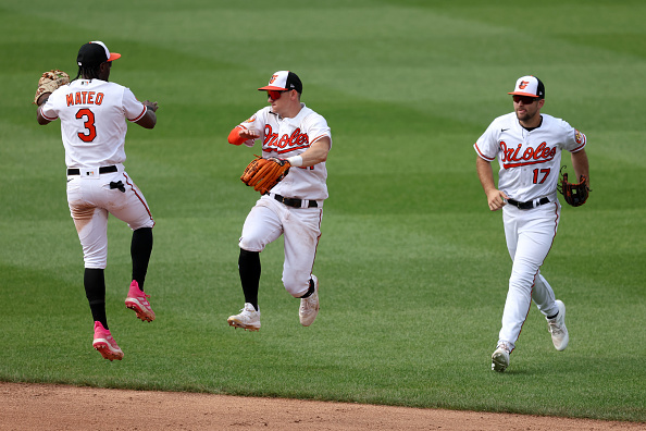 OTLSPORTS's tweet photo. With the Orioles win and the Rays loss, Baltimore is in 1st place in the AL East after the All-Star Break for the first time since 2016. #mlb #baseball #aleast #americanleague #oriolesfans #betting #os https://t.co/nj49yxU5F5
