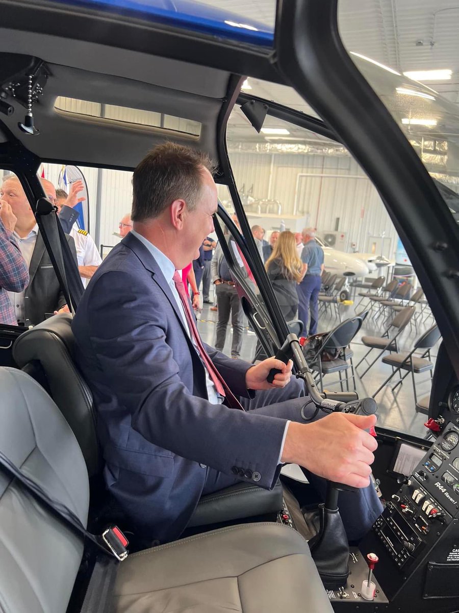 stevenmackinnon's tweet photo. Saviez-vous qu’il existe un pôle de formation de renommée mondiale pour la formation des aspirants pilotes commerciaux, chez-nous à Gatineau ? Notre gouvernement est fier de soutenir ce projet ! 👨✈️👩✈️✈️🌍
Pour infos: https://t.co/kKDU2EfvsA
-
#selectaviation #Gatineau #aeroport https://t.co/hCjeUxQigg