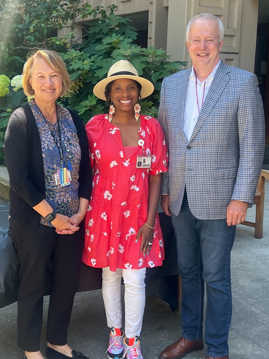 Audrey J. Holmes tweet media