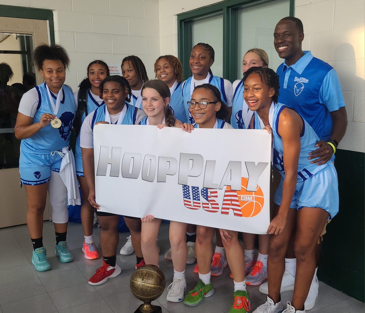 layiah07's tweet photo. Here’s a few highlights and pics from this past weekend HoopPlayUSA Nationals in Conway, Ar !! https://t.co/ekSeFZZ32n