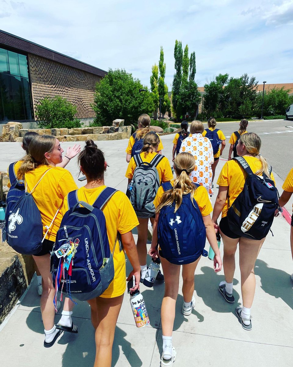 TimnathHSVB's tweet photo. ๐๐ค๐คWhat a difference one year has madeโ Timnath Lady Cubs have put so much work in the off-season and it has paid off! @wyovolleyball thanks for having us for another team camp! ๐ค๐ค๐ #wyovolleyball #teamcamp #timnathcubs #tmhsvolley #tmhs #weareone https://t.co/pMmjATnYex