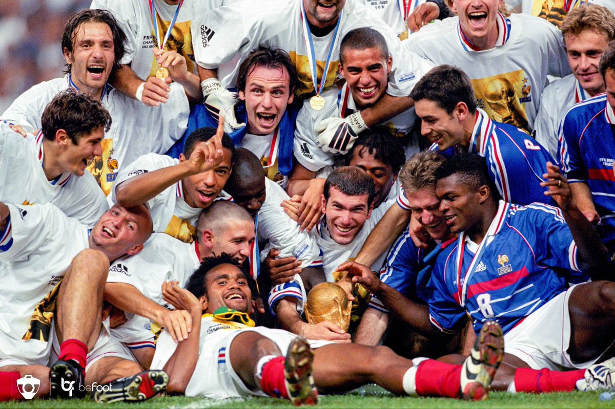 _BeFootball's tweet photo. 4 finales de Coupe du Monde et 3 finales européennes en 25 ans 🥵🇫🇷

🏆 Coupe du Monde (1998)
🏆 Euro (2000)
🥈 Finale CDM (2006)
🥈 Finale Euro (2016)
🏆 Coupe du Monde (2018)
🏆 Ligue des Nations (2021)
🥈 Finale CDM (2022)

Quel pays. 🧨 https://t.co/lYNJ0a3uoj