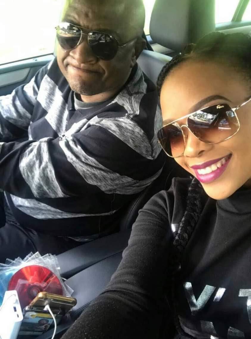 Pokello26767359's tweet photo. @ZTNPrime Hoellary Hillary Makaya https://t.co/FNjCSZOCQB