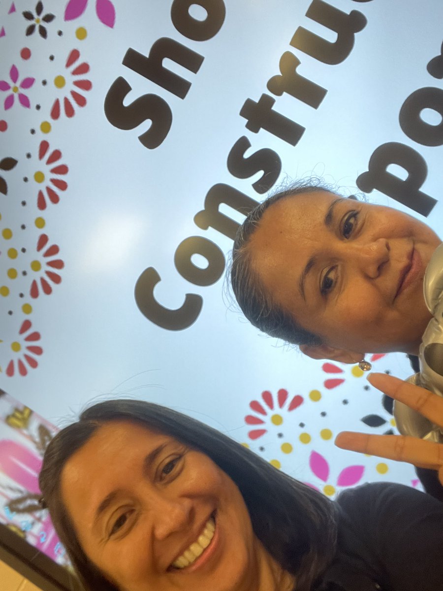 CarolCowan74's tweet photo. #floatingintosummer #lfesummerbingo #totallyradconference #lfetheplacetobe @edelacruz1271 @tudon26 https://t.co/n1oJ16ETS9