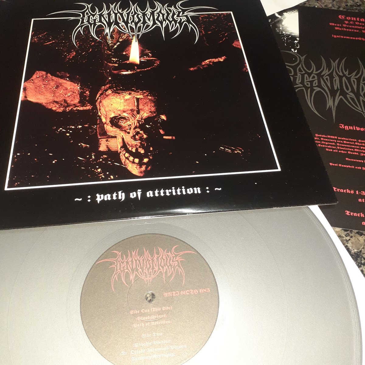vozdamorteprod's tweet photo. Banda: Ignivomous (Australia
Álbum: Path of Attrition
Formato: Vinil cinza de 12 polegadas
Valor: 165,00 R$ + Frete
#ignivomous #deathmetal #pathofatrittion #nuclearwarnow #vdmorte #vozdamorteprod #vozdamortedistro #vinil #discodevinil https://t.co/8hvI1quCF4