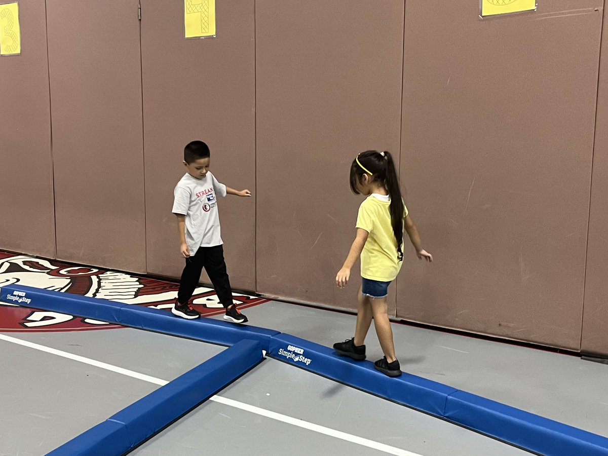 DanielleKall's tweet photo. Summer STREAM: week #2 — These Superstars⭐️ had a great day learning about exercise &amp; healthy choices. They ended the day working with friends &amp; building relationships. Thank You @UnitedWayCJ for this fun program! @JamesburgPublic @Readinggirl73 @LynnZinser_5 @JenVanderburg https://t.co/hRVJtvPvwm