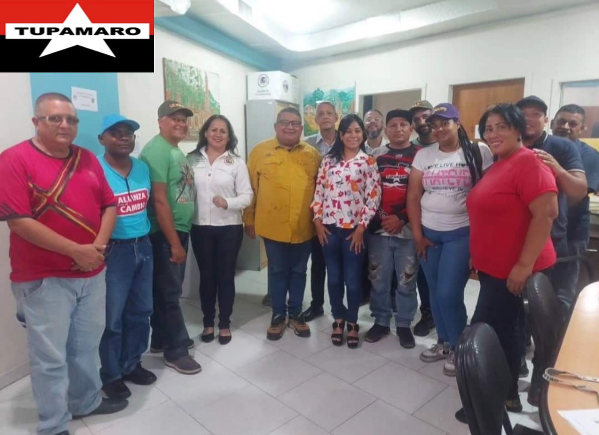 # Política 📸 El Secretario Municipal de nuestro partido por el municipio Ambrosio Plaza de la parroquia Guarenas, Raúl Mevonet asistio a la reunión del GPPSB dónde contaron con la presencia y participación del ciudadano Alcalde Abg. Freddy Rodríguez