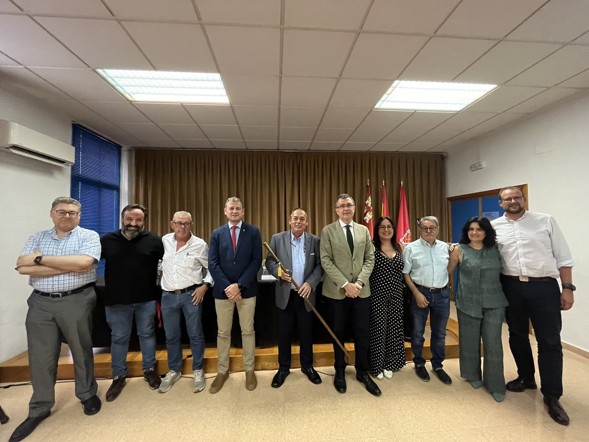 ppzarandona's tweet photo. Hoy vuelve a ganar #Zarandona. @PacoEstebanB es elegido alcalde de nuestra Junta Municipal. Trabajo, tesón, constancia, dedicación… Nuestro pueblo no puede estar en mejores manos. Junto a él, todo el equipo de @ppzarandona seguirá trabajando sin descanso por mejorar Zarandona https://t.co/3uHHlR5uh7