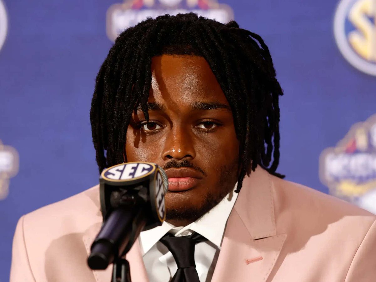 Alabama LB Dallas Turner Says The Crimson Tide's Standard Is 'Joyless Murder Ball' barstoolsports.com/blog/3474695/a…