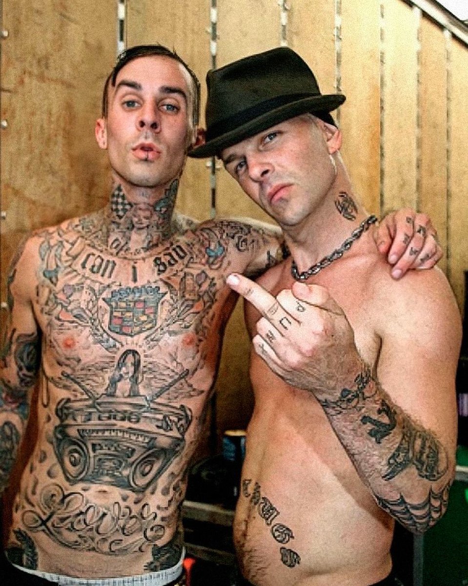 Look at these handsome fellas

Travis Barker (blink-182) & Tim Armstrong (Rancid), 2005 https://t.co/5fbdn3Yjpv