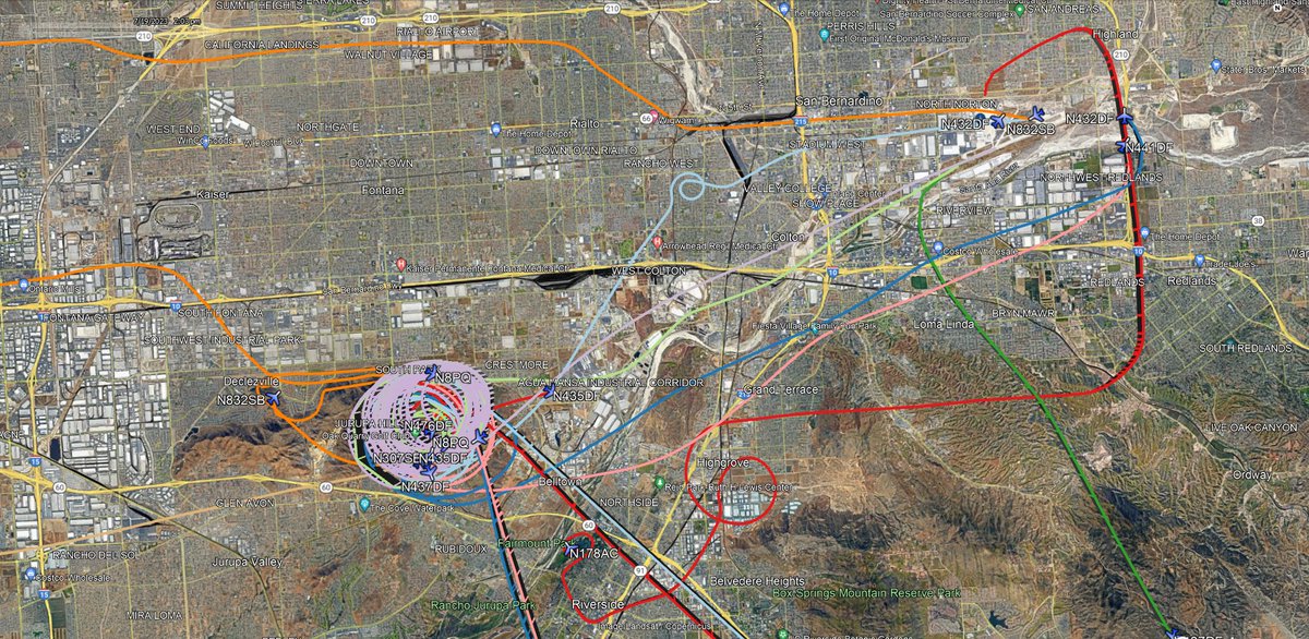 Update with additional aircraft: #BodfishFire in #Keene #KernCounty #CA share.watchduty.org/i/7258 broadcastify.com/webPlayer/40009

#SanBernardinoCountySheriff
#C307 #N307SB Type II Heli
#N832SB Type III Heli

#CalFire 
#T71 #N432DF Type III Airtanker
#T72 #N435DF Type III Airtanker
#T73