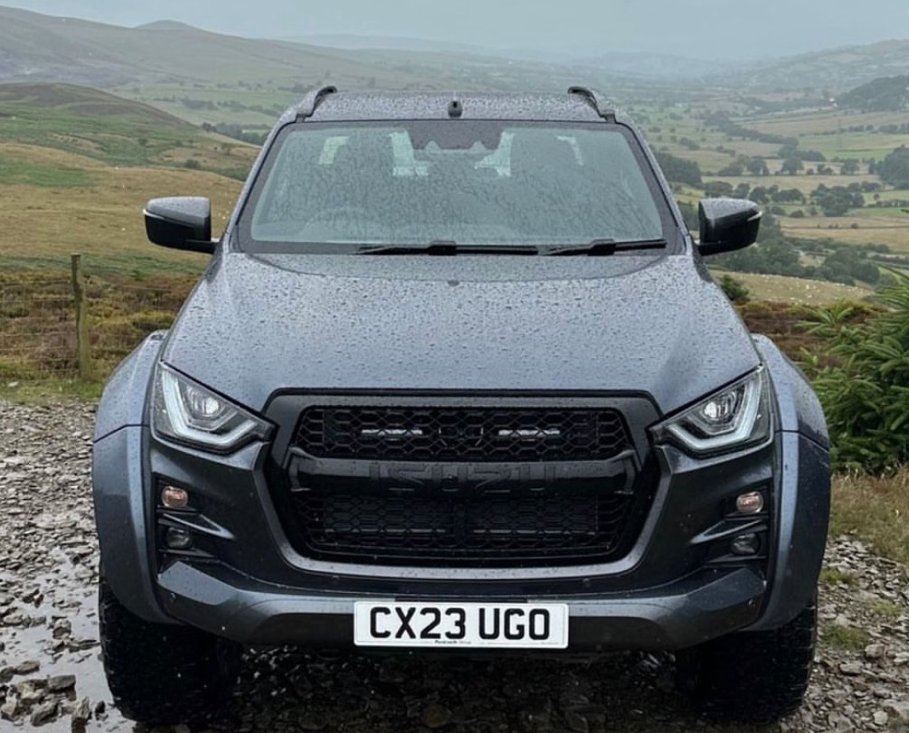 Oneplanet Adventure tweet media